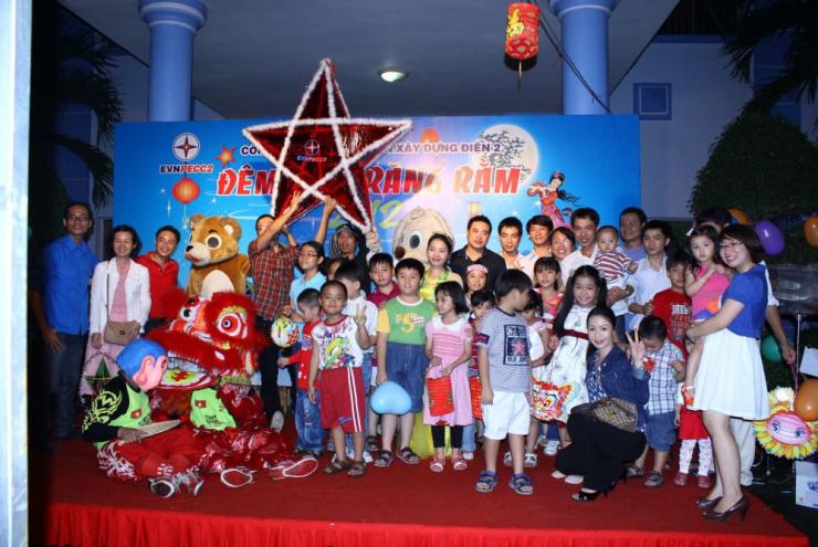 TV2 tưng bừng Đêm hội Trăng Rằm 2012