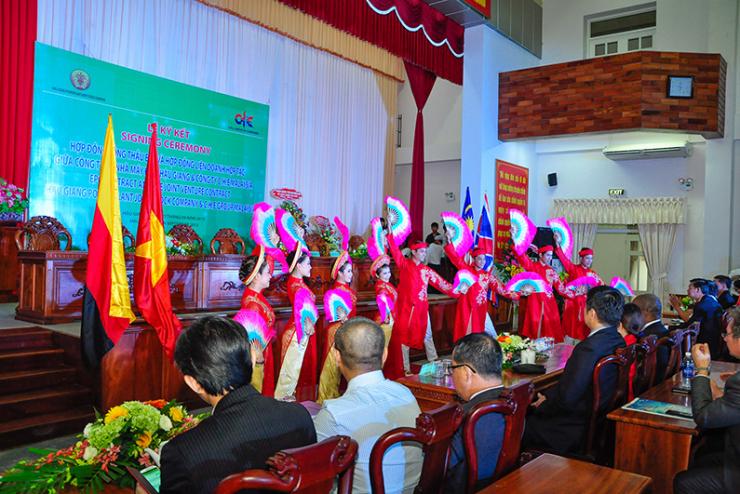 PECC2 Signed The Supervision Constancy Contract On Hau Giang Rice - Husk Power Plant Project